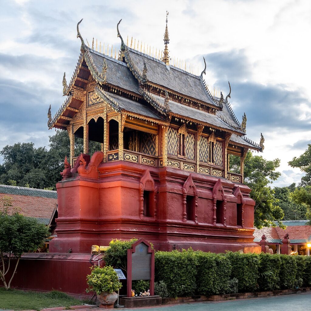 วัดพระธาตุหริภุญชัย